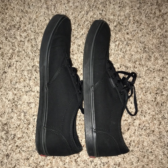 Black vans - Picture 3 of 5